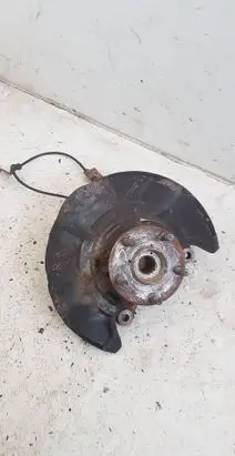 Subaru Forester SH Front wheel hub 