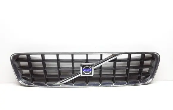 Front bumper upper radiator grill