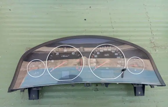 Opel Signum Speedometer (instrument cluster) 13144745WD