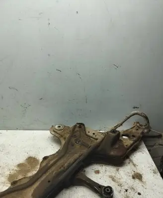 Volkswagen Golf IV Front subframe