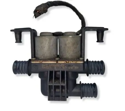 BMW 7 E65 E66 Coolant heater control valve 6906652 1147412159