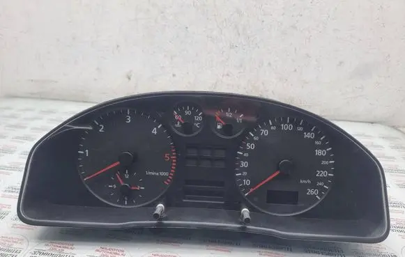 Audi A4 S4 B5 8D Speedometer (instrument cluster) 8D0919861F