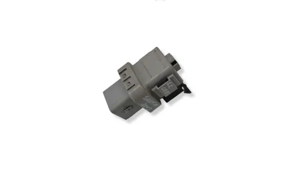 Hyundai Santa Fe Glow plug pre-heat relay 368302F360
