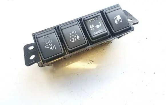 Nissan Leaf I (ZE0) Fuel tank opening switch 
