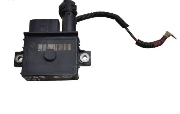 BMW 3 E90 E91 Glow plug pre-heat relay E2110022351