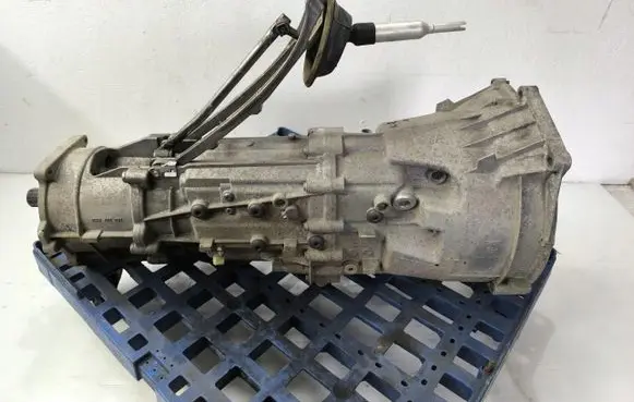BMW X3 E83 Manual 5 speed gearbox 1069401051