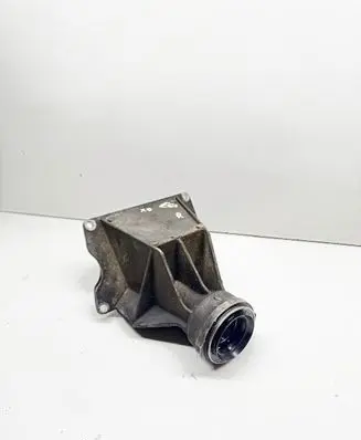 BMW 5 E60 E61 Driveshaft support bearing bracket 7527916 59280110 31537527916