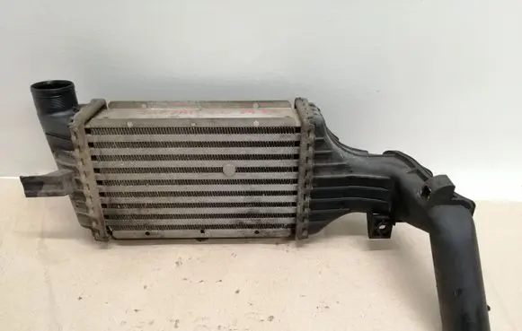 Opel Zafira A Intercooler radiator 09129519