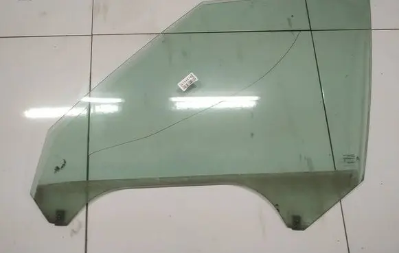 Citroen C4 Grand Picasso Front door window glass four-door as2
