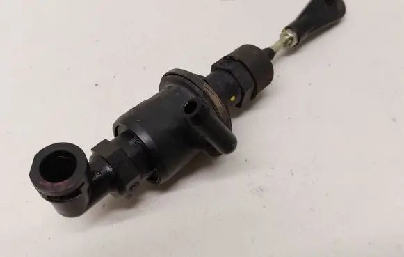 KIA Sportage Clutch master cylinder
