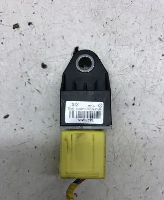 Hyundai i40 Airbag deployment crash/impact sensor 959200U000
