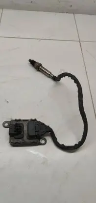 Mercedes-Benz C W205 Lambda probe sensor A0009058011