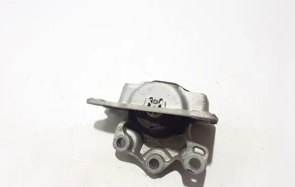 Volvo XC90 Engine mount bracket 32255204