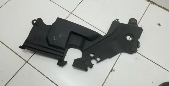 Toyota Avensis T250 Radiator trim 5379505031