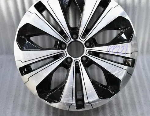 Mercedes-Benz C W205 R19 alloy rim 