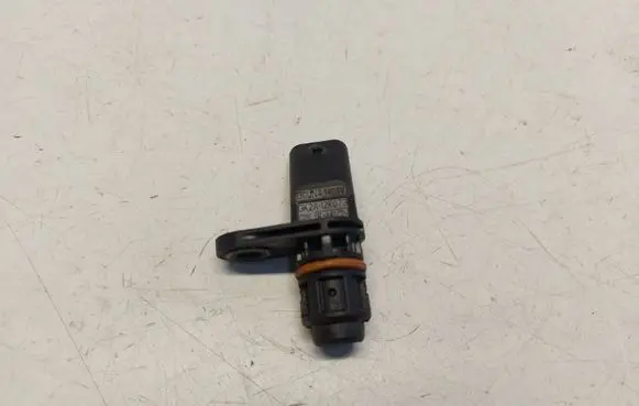 Ford Puma Camshaft vanos timing valve GK2A-12K073-AB