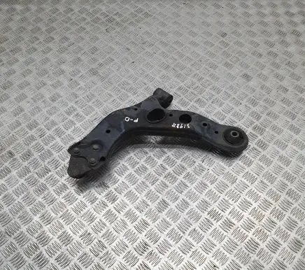 Toyota RAV 4 (XA40) Front lower control arm/wishbone