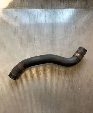 Honda CR-V Engine coolant pipe/hose