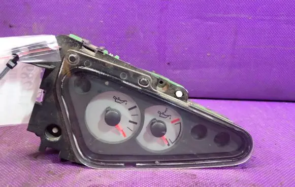 Ford Focus C-MAX Speedometer (instrument cluster) 2M5V10849MF