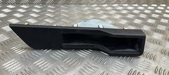 Toyota RAV 4 (XA40) Hand brake release handle 5880942021