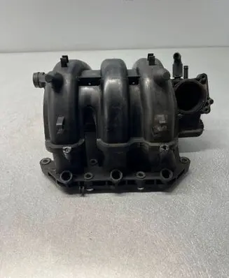 Volkswagen Polo IV 9N3 Intake manifold 03e129711c