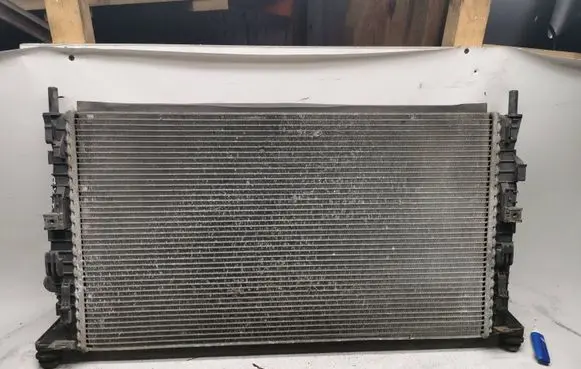 Coolant radiator