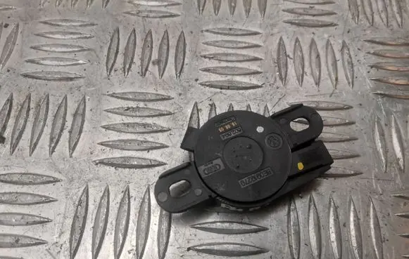 Audi A4 S4 B7 8E 8H Parking PDC sensor speaker 8E0919279