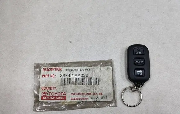 Toyota Camry Central locking switch button 89742AA030