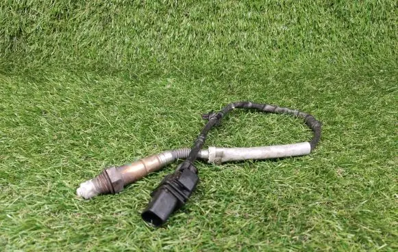 Audi A3 S3 8P Lambda probe sensor 06J906262AA 0258017270