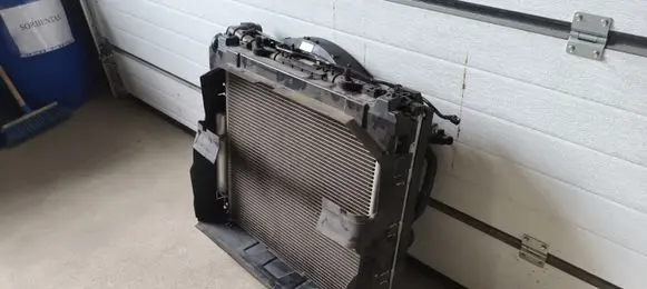 Land Rover Discovery 5 Radiator set CPLA19E839AG CPLA8005AB X6003001