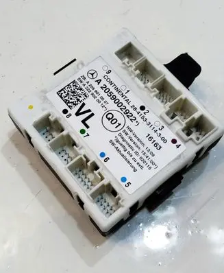 Mercedes-Benz C W205 Door control unit/module A2059002922
