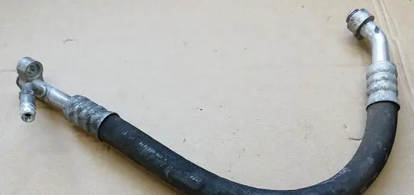 Volkswagen New Beetle Air conditioning (A/C) pipe/hose