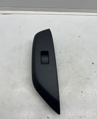 Toyota Yaris XP210 Electric window control switch 3561F143D 74231K0080