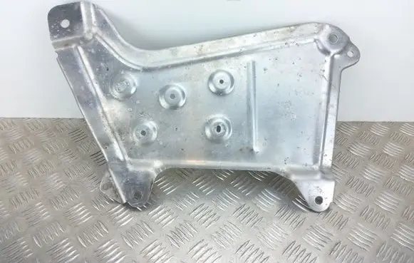 Audi Q8 Other engine bay part 4K0201308J