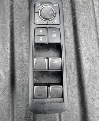 Lexus RX 450H Electric window control switch 8404048220 515465