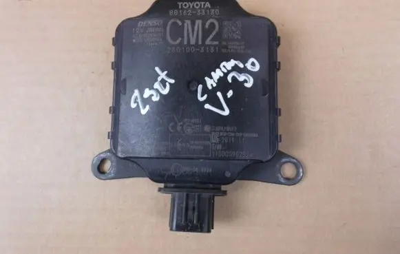 Toyota Camry VIII XV70 Blind spot module 8816233130