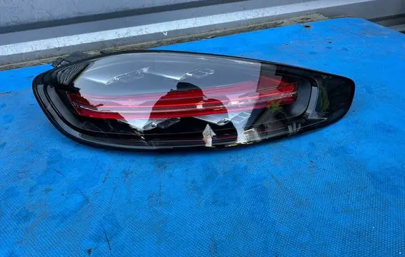 Porsche 718 Cayman 982 982c Rear/tail lights 982945095M 98263150