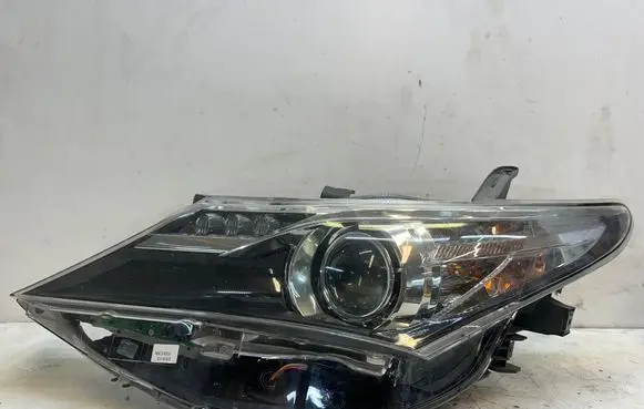Toyota Auris E180 Headlight/headlamp 8115002E40 89906417