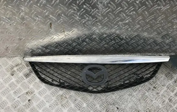 Mazda Premacy Front grill c10050712
