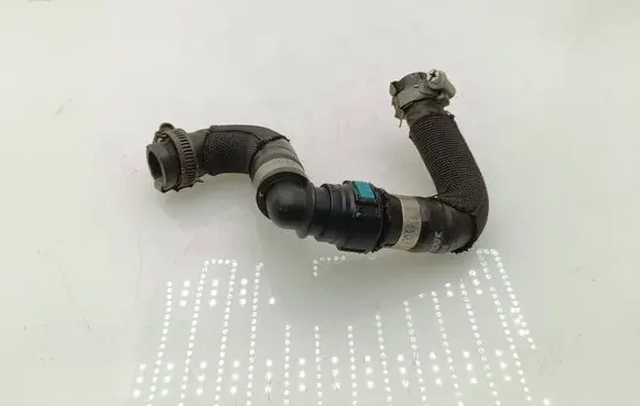 Volvo V60 Engine coolant pipe/hose 31319888 31338509