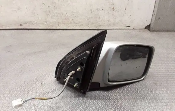 Nissan X-Trail T30 Front door electric wing mirror E13010621
