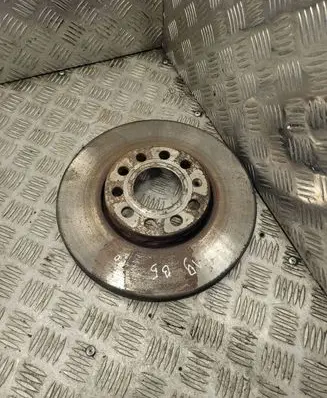 Volkswagen PASSAT B5.5 Front brake disc