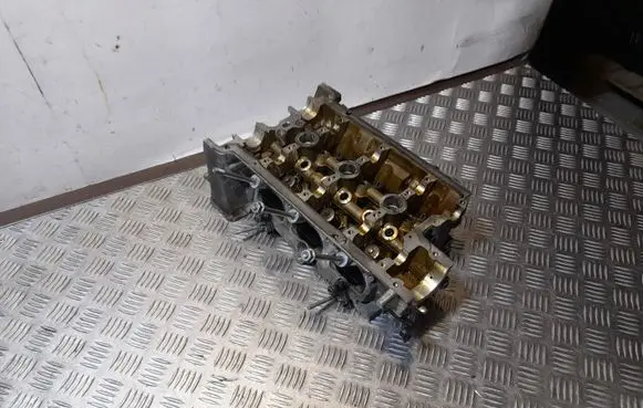 Audi S5 Engine head 06E103403M