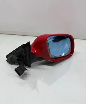 Audi A4 S4 B5 8D Front door electric wing mirror