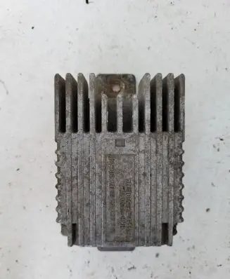 Coolant fan relay