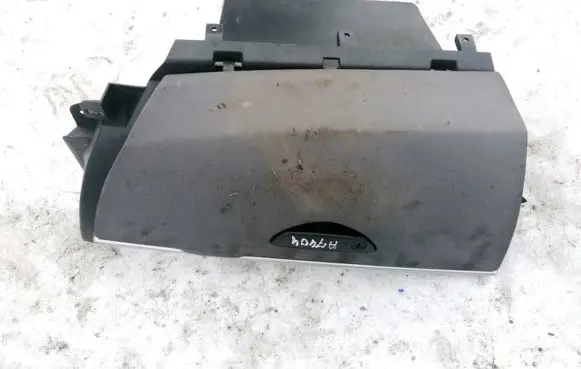 Peugeot 807 Glove box 1484104077 1846671