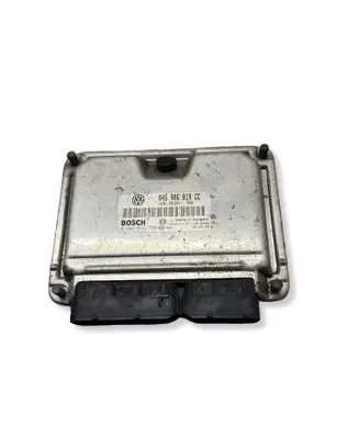 Skoda Roomster (5J) Engine control unit/module 045906019CC 1039S16453 81012750