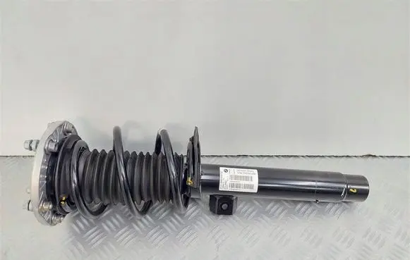 BMW 2 F22 F23 Front shock absorber/damper 6880944