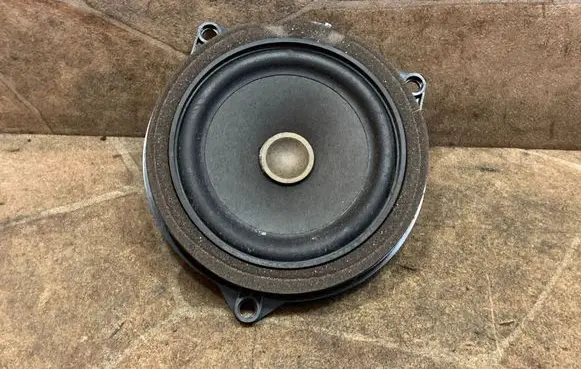 BMW 4 F36 Gran coupe Front door speaker 9288769