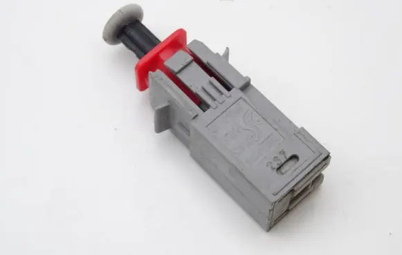 Opel Astra H Brake pedal sensor switch 55701396 869619858